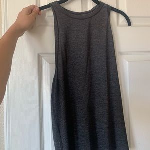 Lululemon all tied up tank / US 4